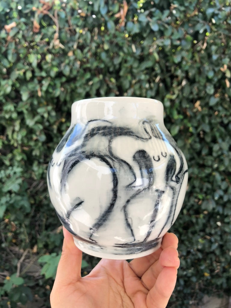 Moon Pottery’s Charcoal Drawing Porcelain | Happy & Free Dancing